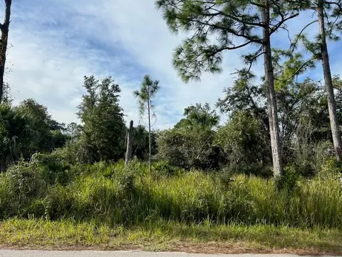 Hurley Avenue, North Port, FL 34288