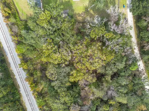 4642 Tree Top Ln, Edgewater, FL 32141