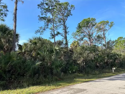 Thomas Lane, North Port, FL 34286