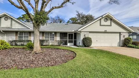 101 Lake Fairgreen Cir, New Smyrna Beach, FL 32168