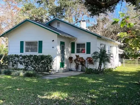 203 Spruce St, New Smyrna Beach, FL 32168
