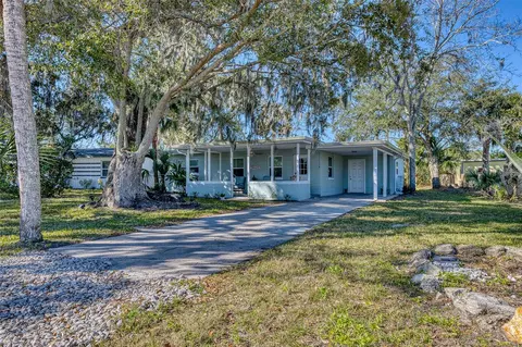 466 Palmetto St, Edgewater, FL 32132