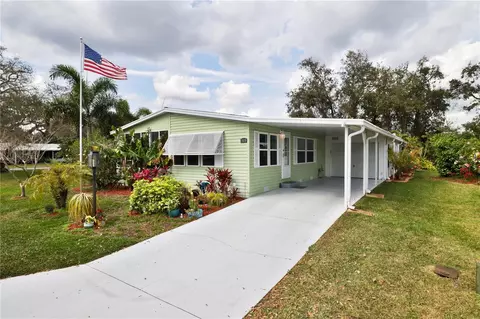 315 Schooner Ave, Edgewater, FL 32141