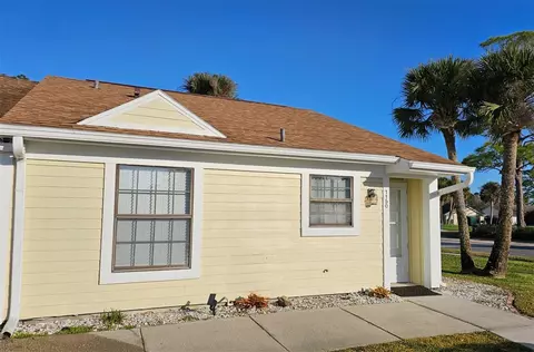 1150 Fairvilla Dr, New Smyrna Beach, FL 32168