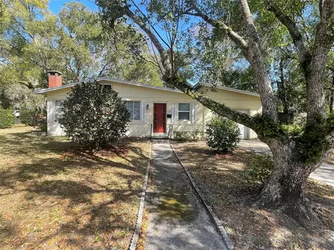 727 N Amelia Ave, Deland, FL 32724