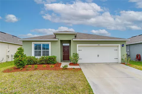 1903 Hollybrooke Rd, Edgewater, FL 32141