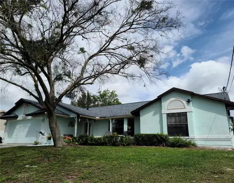 1470 NE Old Mill Dr, Deltona, FL 32725