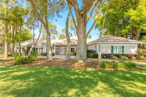 922 Club House Blvd, New Smyrna Beach, FL 32168