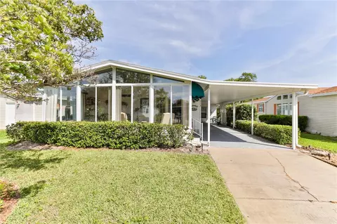 713 Helmsmen Ln, Edgewater, FL 32141