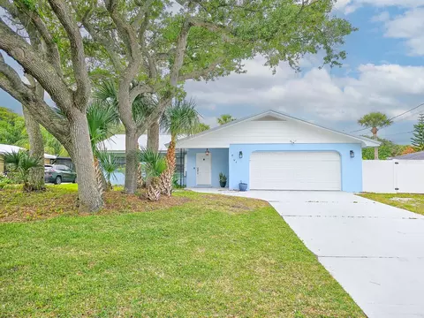 504 S Cooper St, New Smyrna Beach, FL 32169