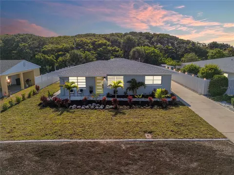 1418 Southard Ave, New Smyrna Beach, FL 32169