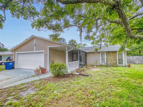 2622 Travelers Palm Dr, Edgewater, FL 32141