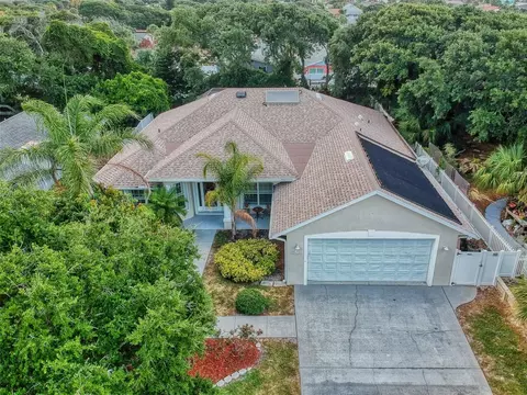 824 E 19 Th Ave, New Smyrna Beach, FL 32169