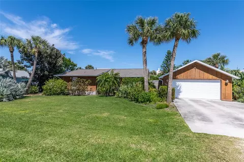 1403 Beacon St, New Smyrna Beach, FL 32169