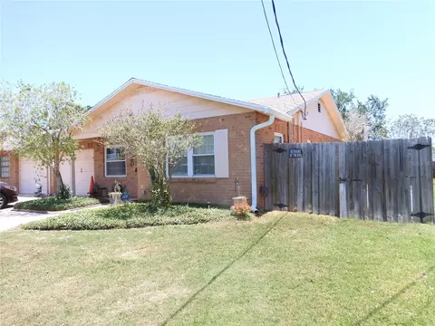 33 Laughing Gull Ln, Edgewater, FL 32141