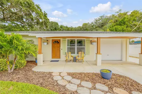 801 E 16th Ave, New Smyrna Beach, FL 32169