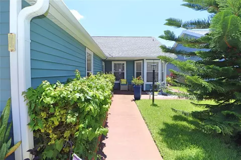 829 Island Point Dr, New Smyrna Beach, FL 32168