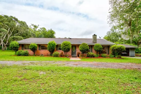 2690 Dakota Dr, Deland, FL 32724