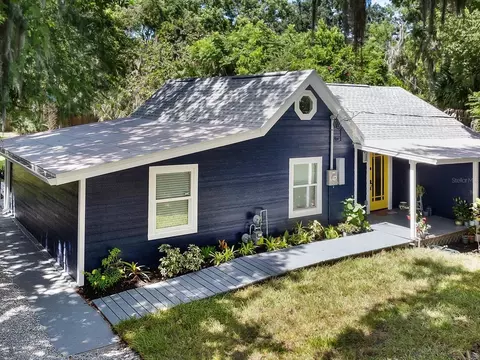 831 Plum Ave, New Smyrna Beach, FL 32168