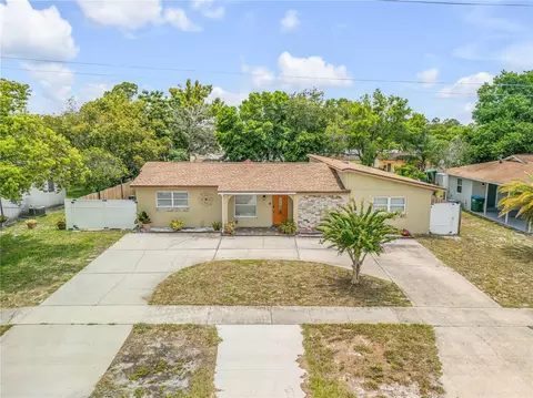 2368 Lake Helen Osteen Rd, Deltona, FL 32738