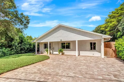 1202 Beacon St, New Smyrna Beach, FL 32169