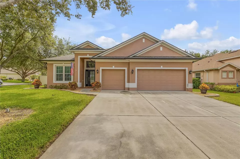  517 Hillshire Dr, Debary, FL 32713 photo 1