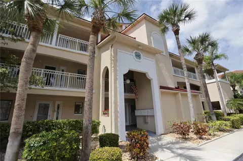 440 Bouchelle Dr #104, New Smyrna Beach, FL 32169
