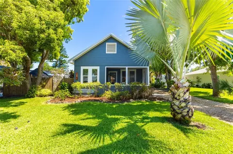 128 Woodley Ave, Edgewater, FL 32132