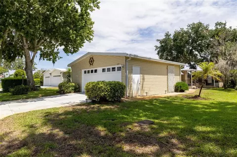 729 Navigators Way, Edgewater, FL 32141