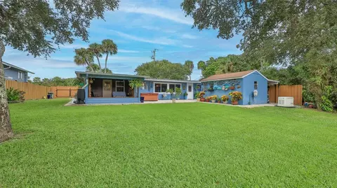 2407 Saxon Dr, New Smyrna Beach, FL 32169