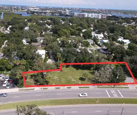 523-531 N Dixie Fwy, New Smyrna Beach, FL 32168
