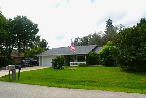 2512 Pine Tree Dr, Edgewater, FL 32141