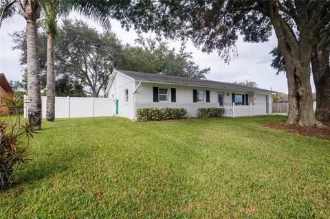 2212 Silver Palm Dr, Edgewater, FL 32141
