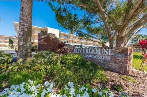 721 S Beach St #214A, Daytona Beach, FL 32114