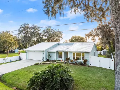 336 S Walker Dr, New Smyrna Beach, FL 32168