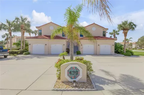 439 Bouchelle Dr #201, New Smyrna Beach, FL 32169