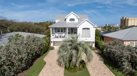 838 E 10th Ave, New Smyrna Beach, FL 32169
