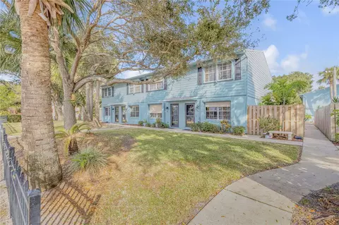 101 N Pine St #7, New Smyrna Beach, FL 32169