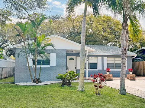 805 E 17th Ave, New Smyrna Beach, FL 32169