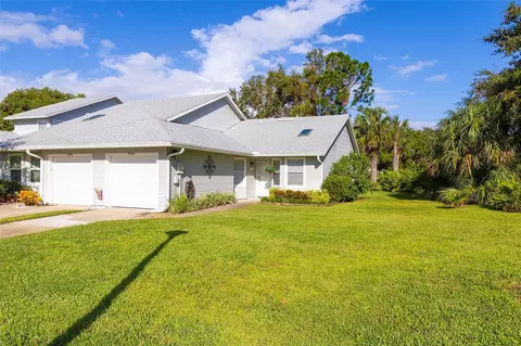 933 Meadow View Dr #D, Port Orange, FL 32127