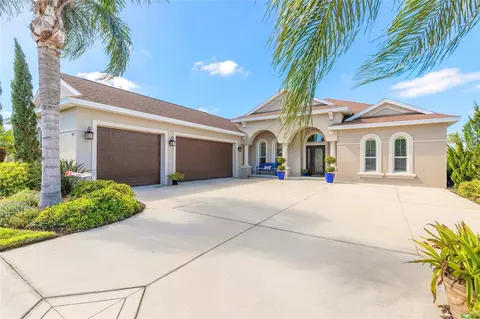 512 Romdini St, New Smyrna Beach, FL 32168