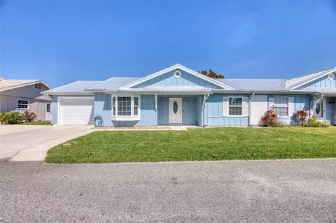 3 Sandra Cir, New Smyrna Beach, FL 32168