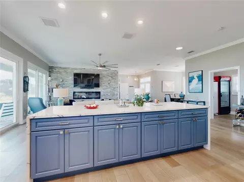Kitchen - 2019 S Riverside, Edgewater, FL 32141 photo 4 of 9