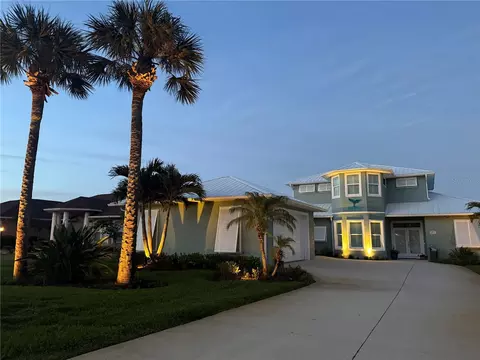 Exterior - 2019 S Riverside, Edgewater, FL 32141 photo 11 of 15