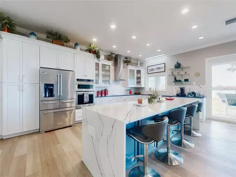 Kitchen - 2019 S Riverside, Edgewater, FL 32141 photo 7 of 9