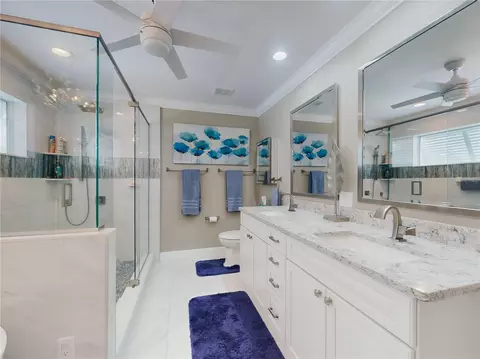 Bath - 2019 S Riverside, Edgewater, FL 32141 photo 4 of 8