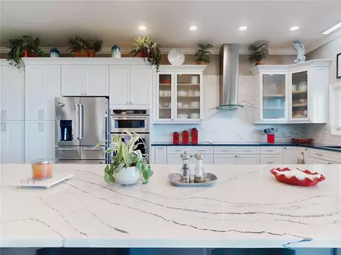 Kitchen - 2019 S Riverside, Edgewater, FL 32141 photo 8 of 9