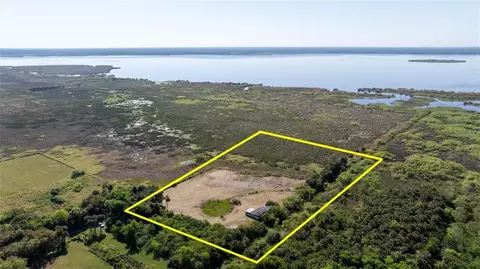 3890 Skyway Dr, Sanford, FL 32773