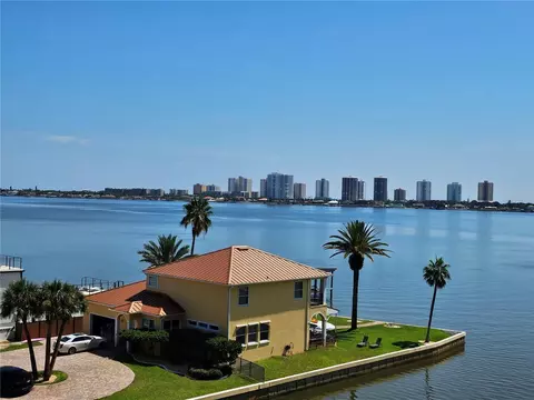 2801 S Ridgewood Ave #512, South Daytona, FL 32119