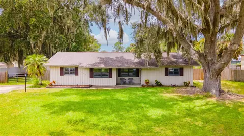 2806 Victory Palm Dr, Edgewater, FL 32141